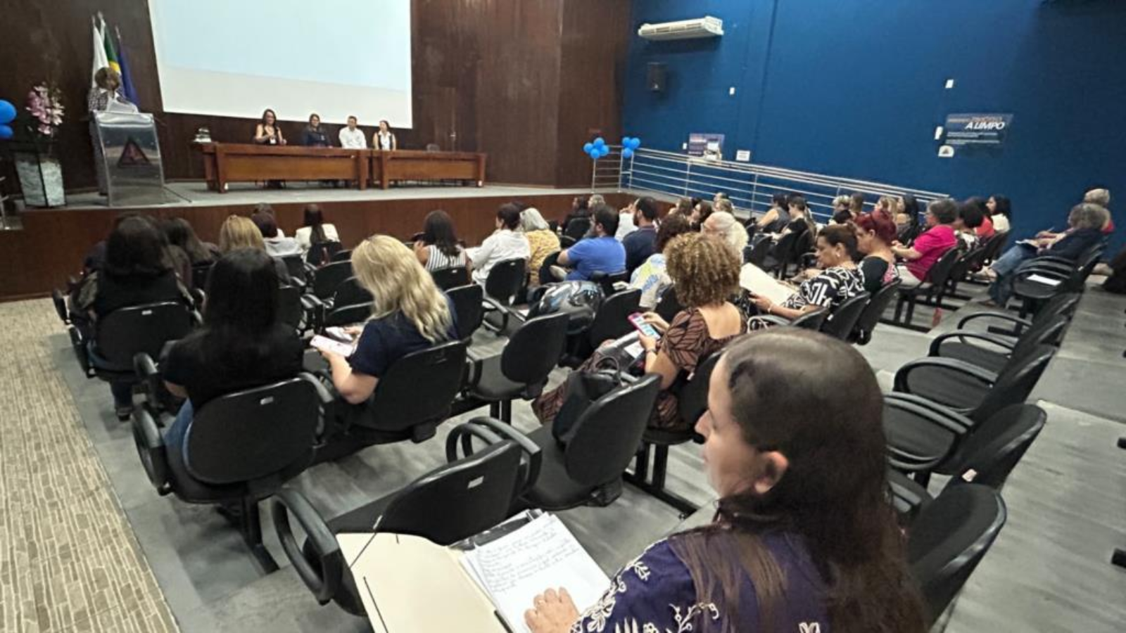 Timóteo realiza Seminário Acadêmico Municipal do Programa Escola do Rio Doce 2026