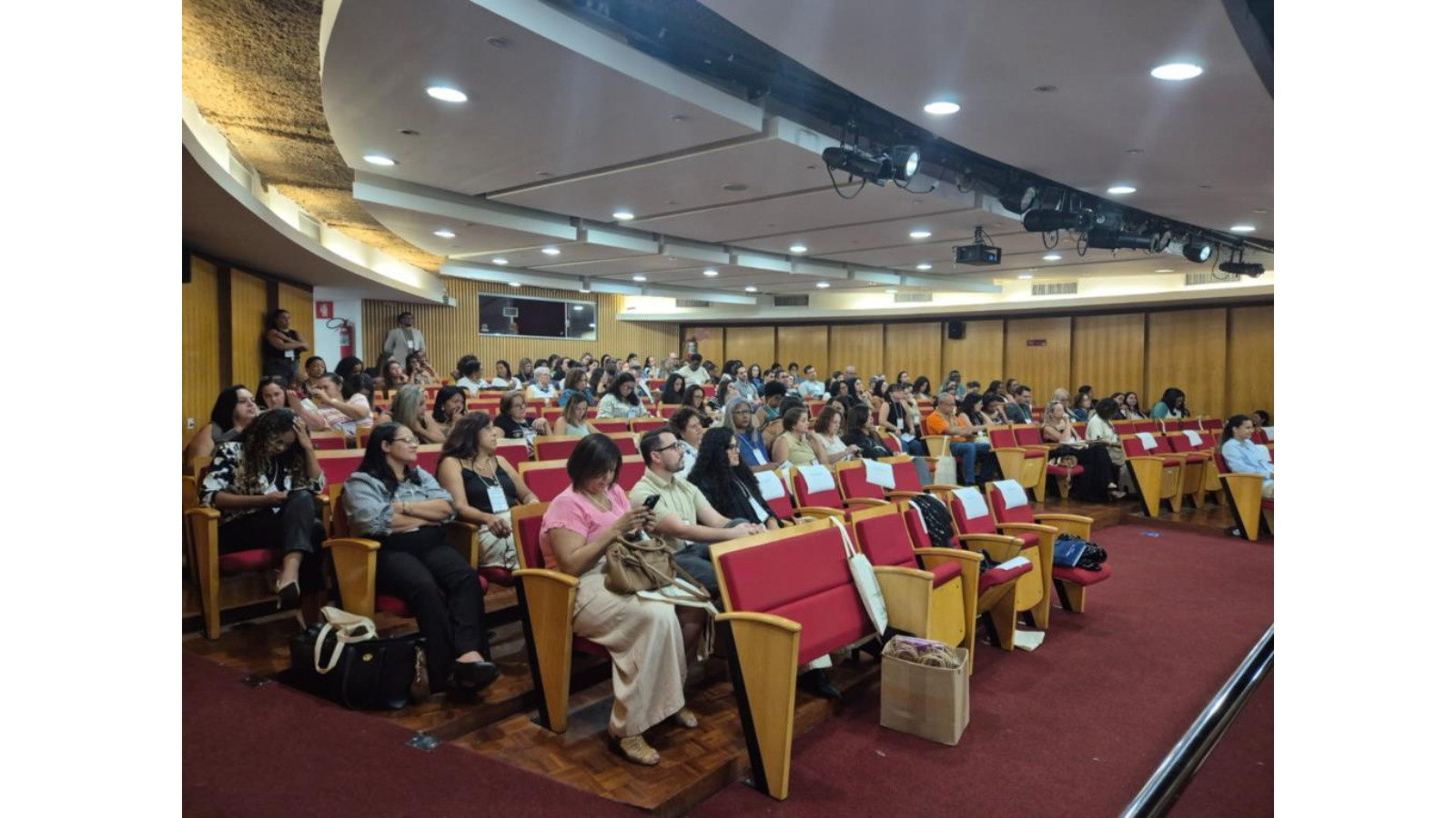 Timóteo participa do Seminário Estadual dos Conselhos Municipais de Educação